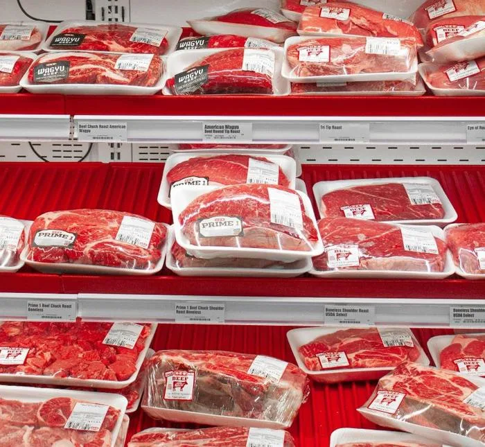 「温暖化ガス減」ラベルの牛肉、価格がなんと70%近くアップの衝撃