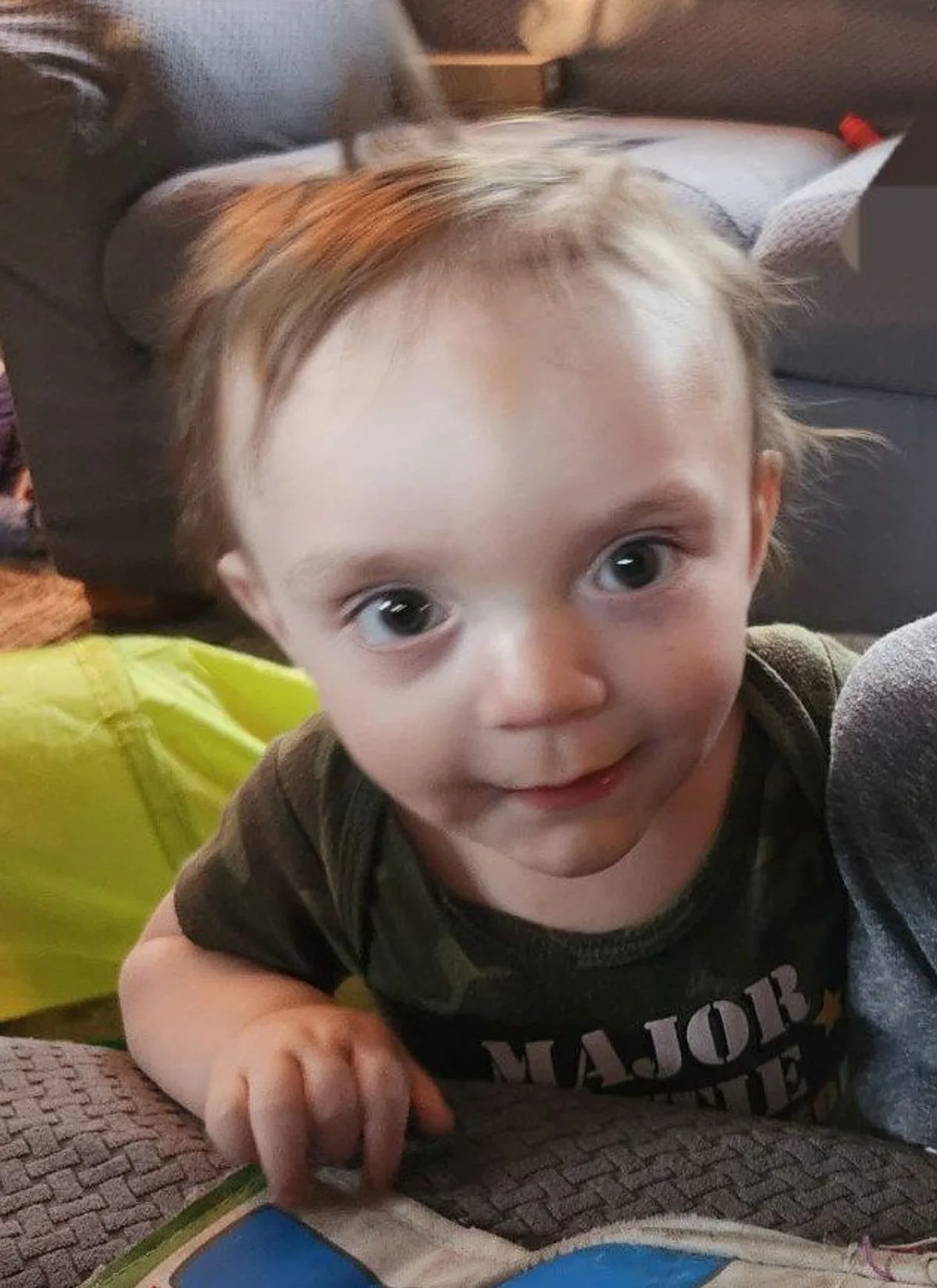 1歳男児、熱湯風呂で放置され死亡…母親と恋人が有罪、判決は懲役21年と14年