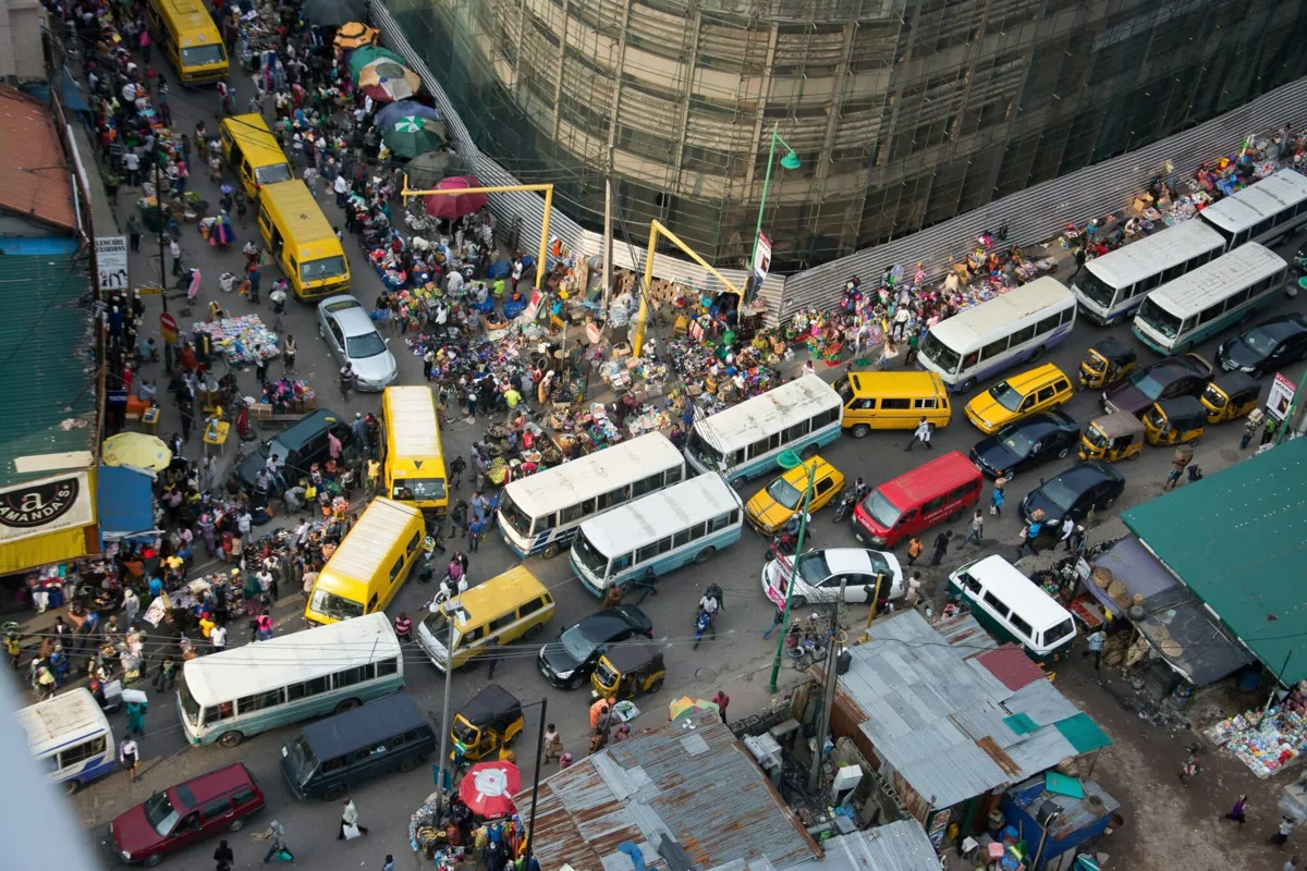 100年後、世界の38%が100万人超都市に住むって本当？成長鈍化のカラクリ