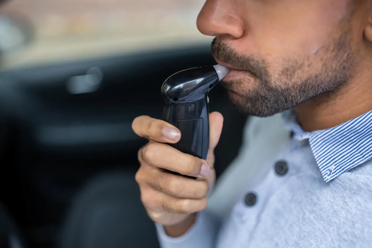 飲酒運転の基準を0.05に下げたら、死亡事故が激減。隣接州との差は歴然