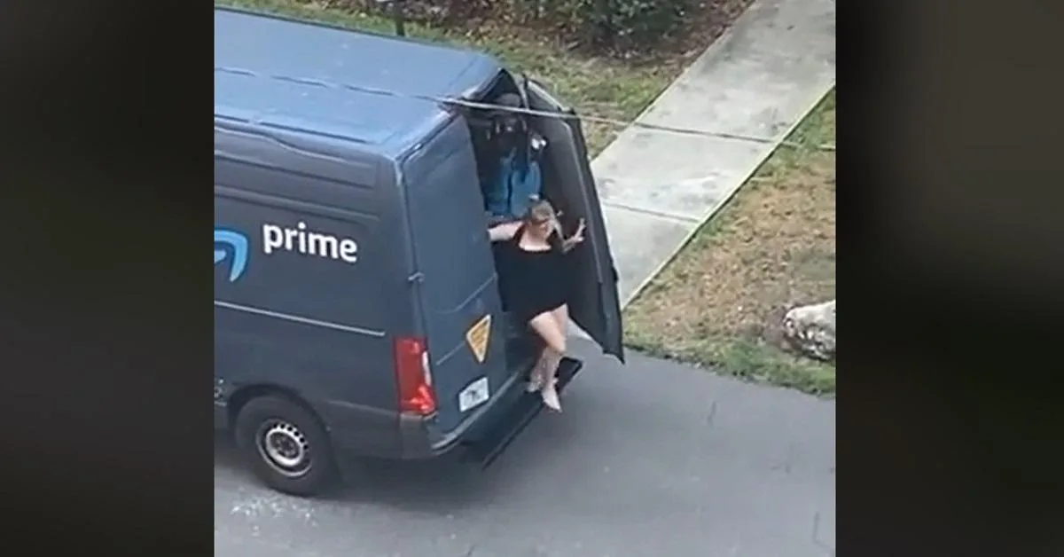 配達員がバンの荷台から靴なし女性を… Amazonの動画が1000万再生で大騒ぎ